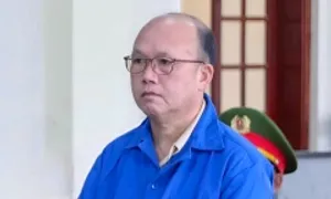 Cựu bí thư xã chở ma túy thuê bị phạt 18 năm tù